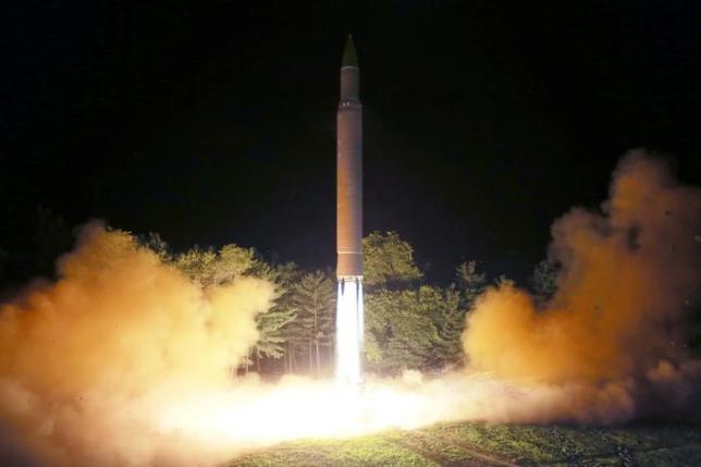 北朝鮮のミサイル　民泊への影響は？
